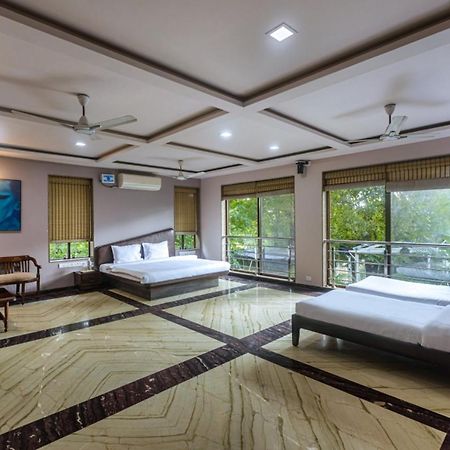 Saffronstays Aura, Alibaug - Luxury Pool Villa With A Game Room And Spacious Lawn Alībāg Exteriér fotografie