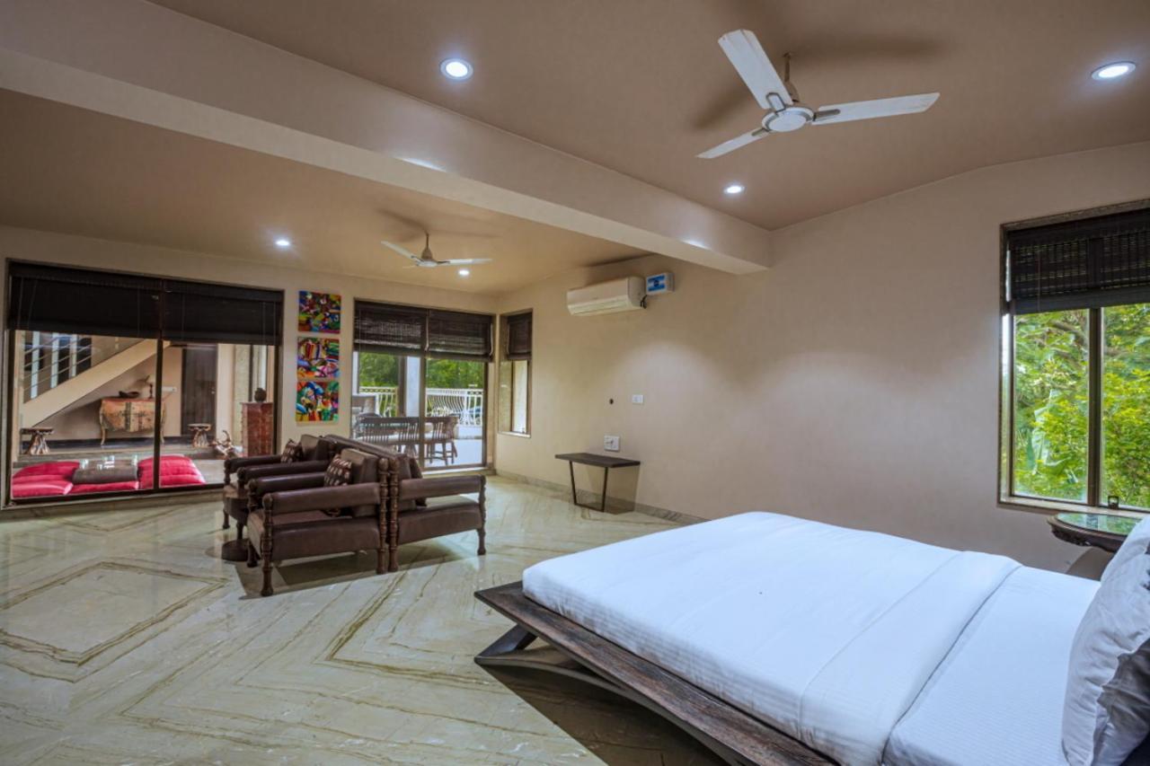 Saffronstays Aura, Alibaug - Luxury Pool Villa With A Game Room And Spacious Lawn Alībāg Exteriér fotografie