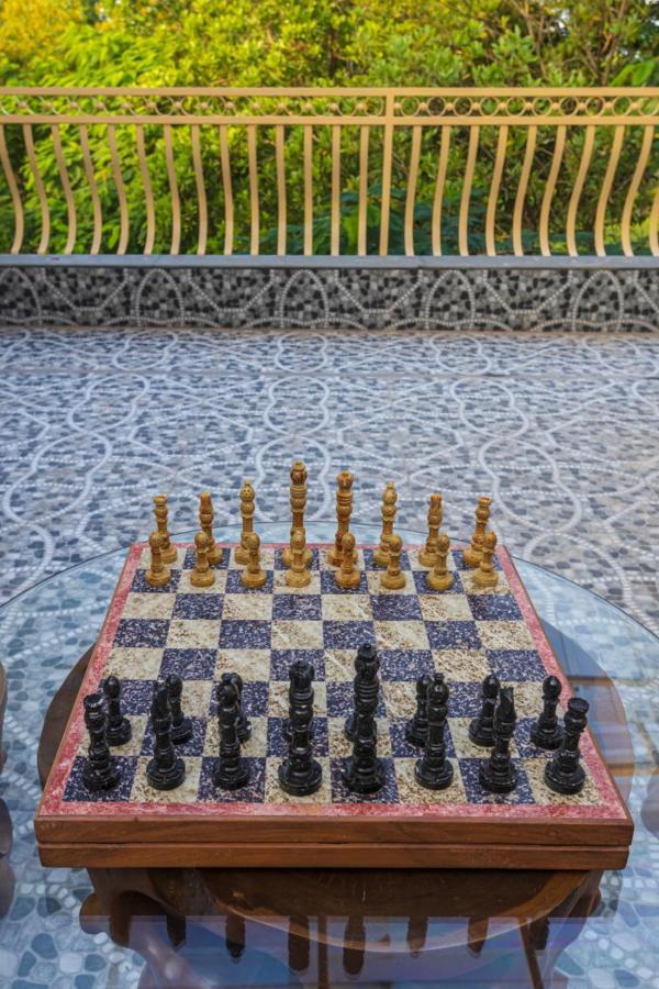 Saffronstays Aura, Alibaug - Luxury Pool Villa With A Game Room And Spacious Lawn Alībāg Exteriér fotografie